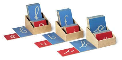 Montessori : Lettres rugueuses pour le développement du langage