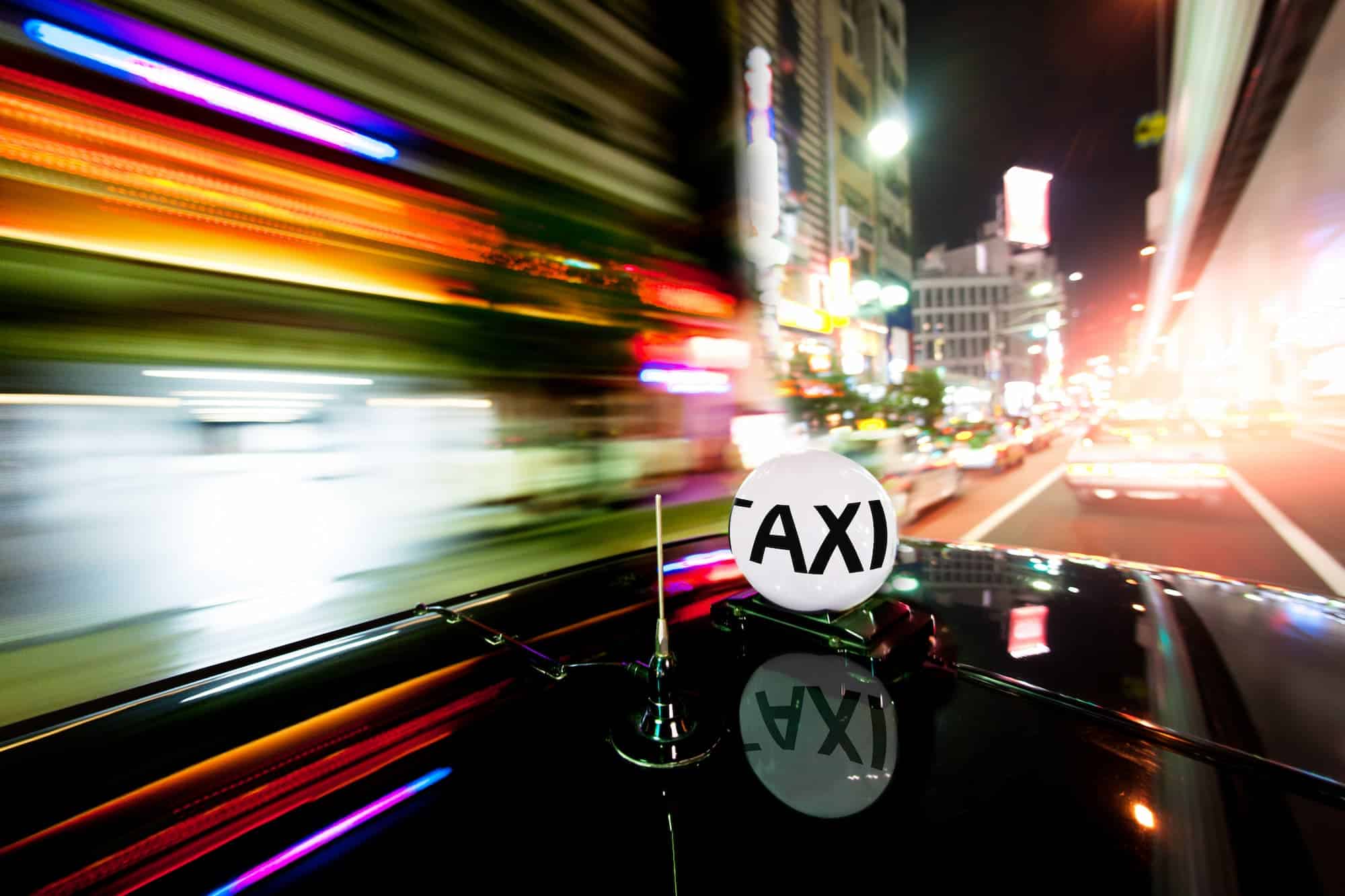 Voiture autonome : que se passe-t-il si un robotaxi reçoit une amende ?