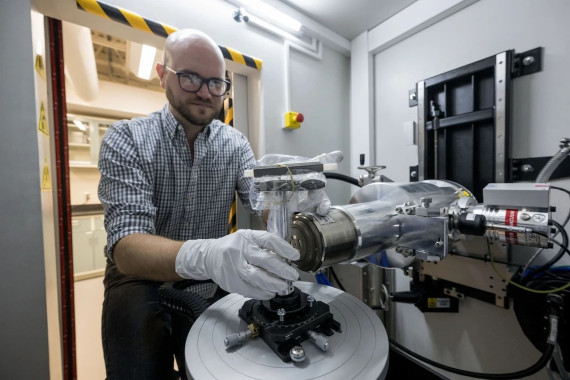 Scott Eckley- Scienziato Scott Eckley- Scienziato
